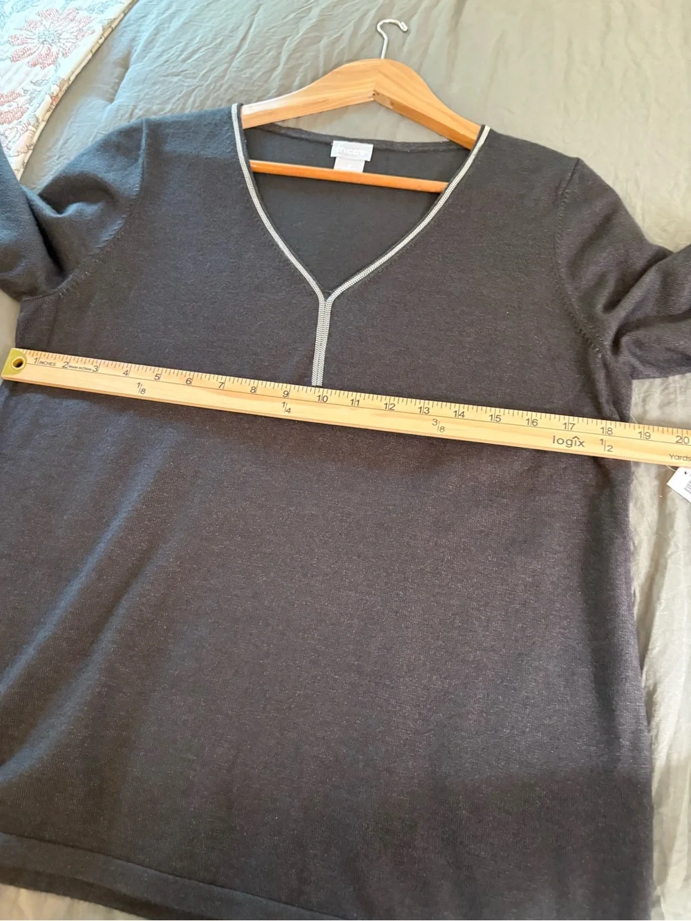 Chico's Caviar Lenzing/Cashmere Balloon Sleeve Sweater. Size Medium/Chico’s 1.
